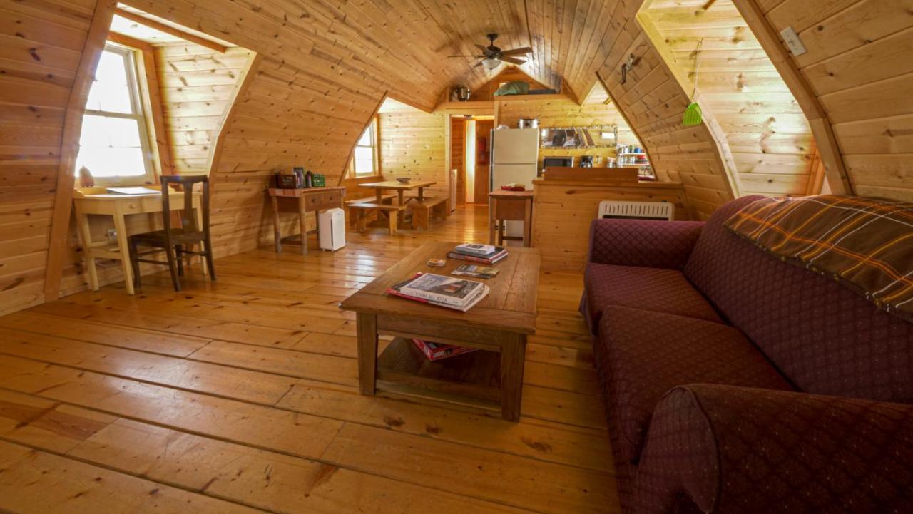 Aubin Sky Lodging At The Yl Ranch Savery Exterior photo