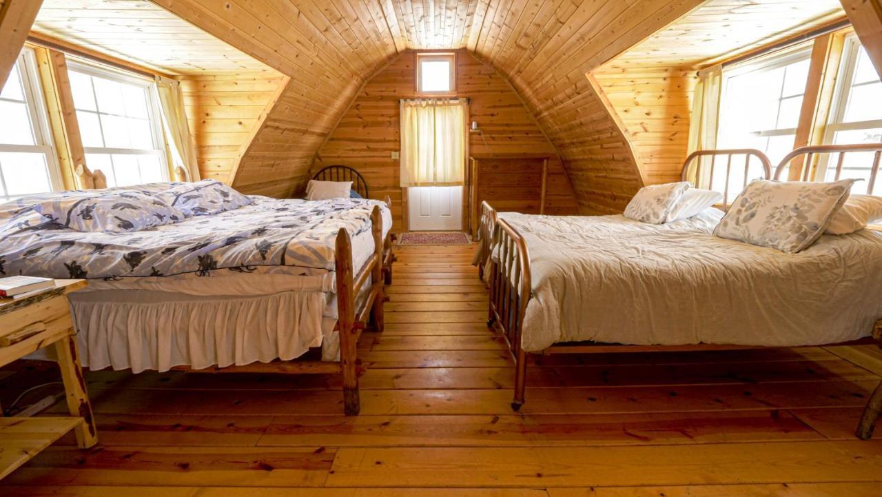 Aubin Sky Lodging At The Yl Ranch Savery Exterior photo