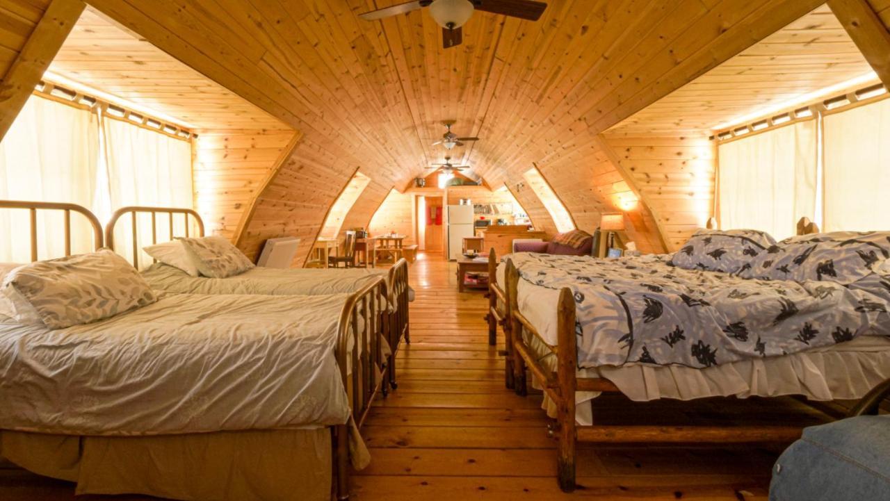 Aubin Sky Lodging At The Yl Ranch Savery Exterior photo